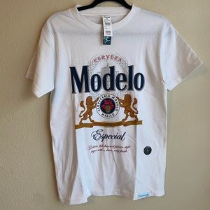 Diamond Supply Co Modelo Size S NWT